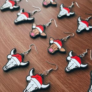 Animals with Santa hats